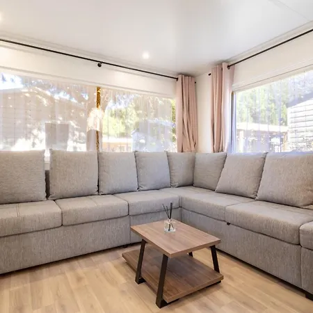 אתר קמפינג Mobilhome Soleia 2023 Mar Estan 4x קאנט אן רוסיון