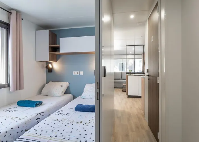 Mobilhome Soleia 2023 Mar Estan 4x אתר קמפינג 4*