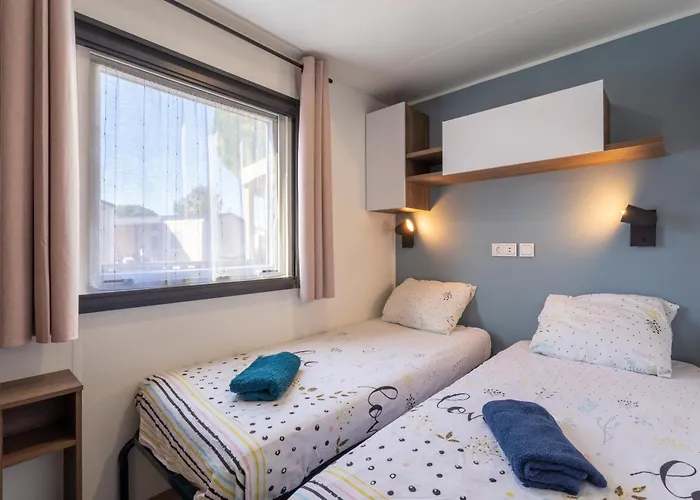 אתר קמפינג Mobilhome Soleia 2023 Mar Estan 4x