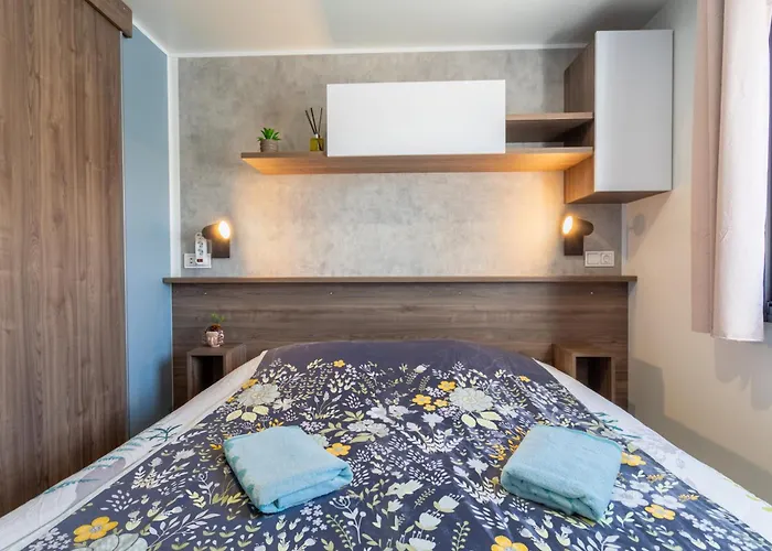 אתר קמפינג Mobilhome Soleia 2023 Mar Estan 4x